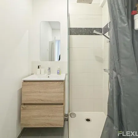 Flexliving - - Houel *