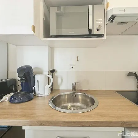 Flexliving - - Houel * Paříž