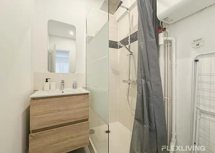 Flexliving - - Houel بيت للعطل
